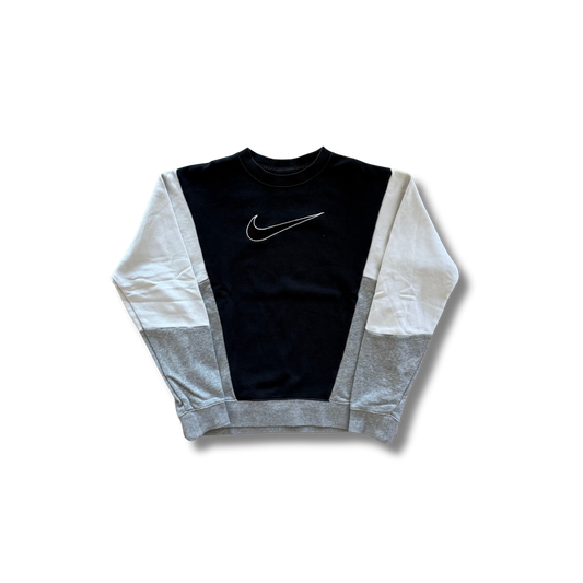 Nike Sweater (XS)